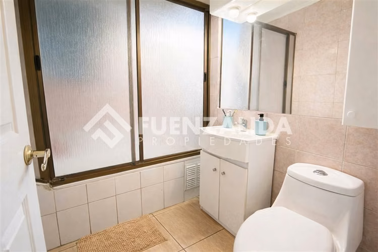 Casa en venta de 7 dorm. en Maipú