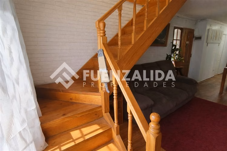 Casa en venta de 7 dorm. en Maipú