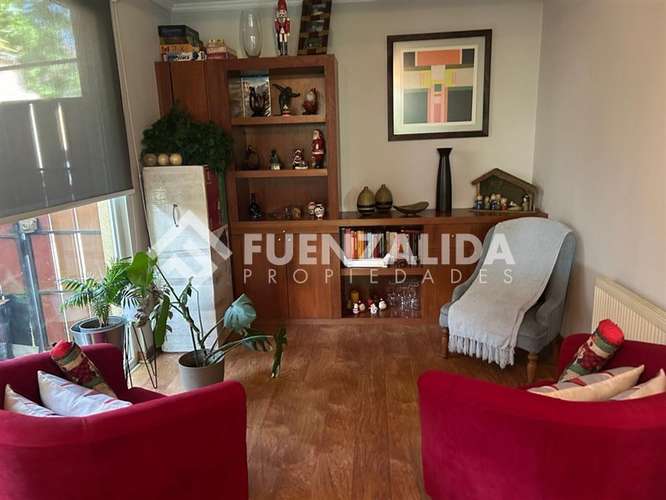 Casa en venta de 5 dorm. en Peñalolén - Imagen 4
