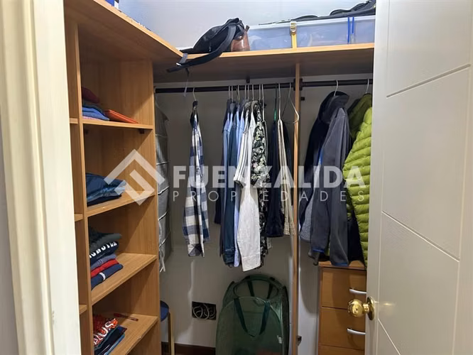 Casa en venta de 5 dorm. en Peñalolén