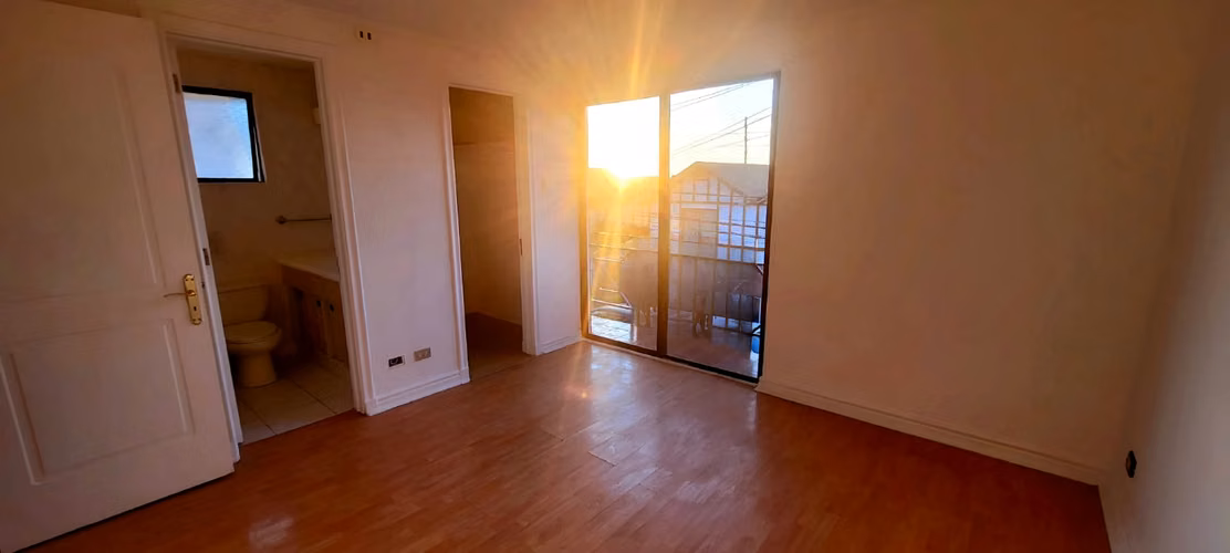 180m2 Casa en sector parque ingles.