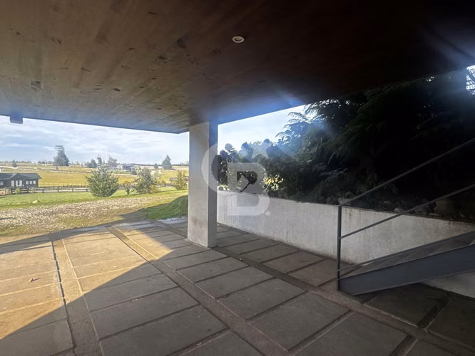 Amplia, luminosa, con vistas, laguna y mucho más. - Imagen 5