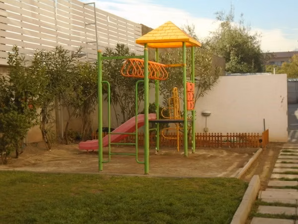 Departamento en arriendo de 2 dorm. en Independencia