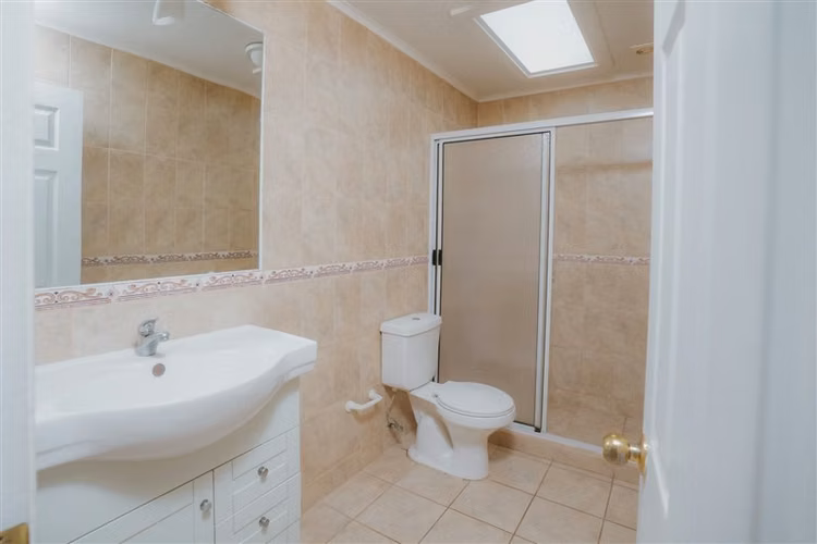 Casa en arriendo de 4 dorm. en La Serena