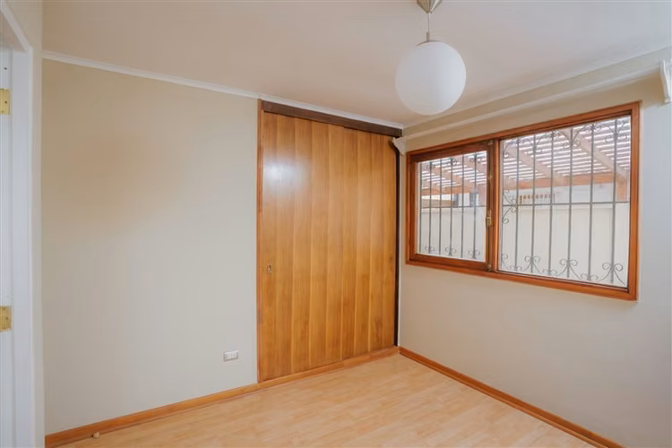 Casa en arriendo de 4 dorm. en La Serena