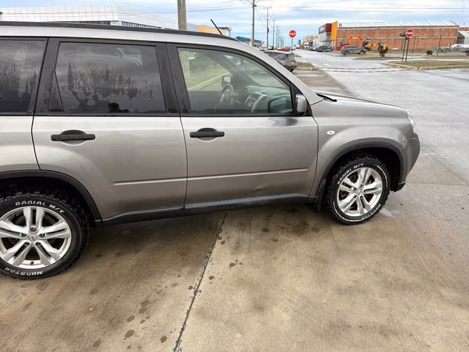 Se vende Nissan X TRAIL