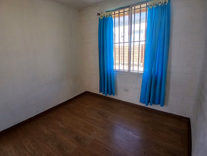 Arriendo Casa 3D, 2B en Condominio.  Cerca Colegio Manquecura Ciudad del Este - Imagen 25