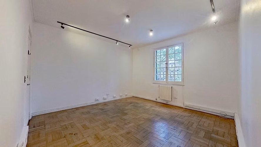 Oficina 17m2 en casa Taller / Estacionamiento (169467)