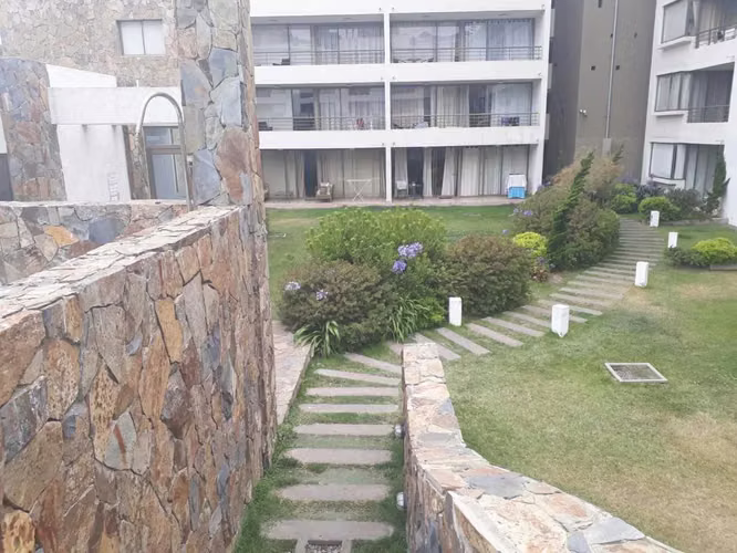Av. Balmaceda. Edif. Reñaca Park 1. Amoblado.  (169459)