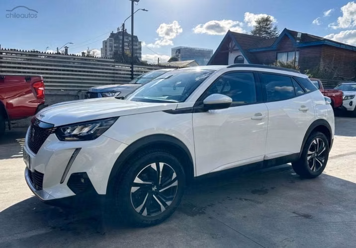 Peugeot 2008 1.5 BlueHDI 130 HP Auto Allure Pack