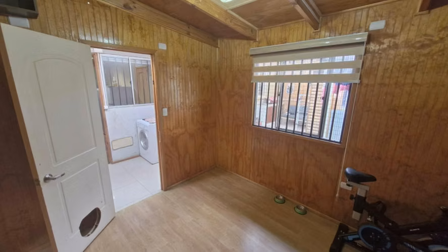 SU COCINA REMODELADA LE DA LA COMODIDAD PARA PARTICIPAR EN FAMILIA - Imagen 5