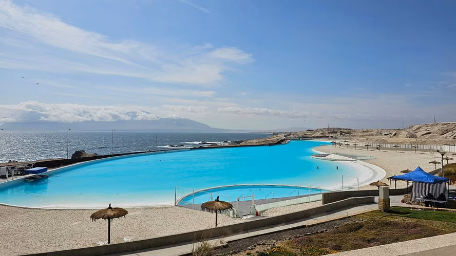 Casa 4D en Costa Laguna | Acceso a Laguna Artificial y Condominio Seguro