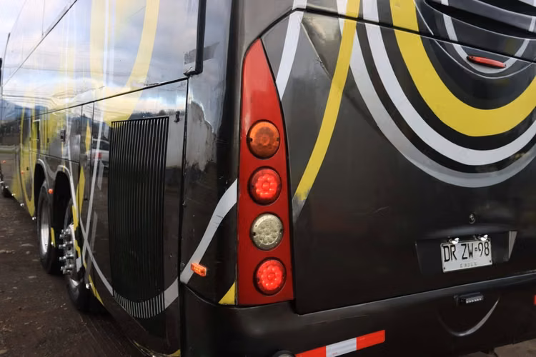 BUS MERCEDES BENZ IRIZAR O500-RSD 2012 FULL AC 46 PAX SEMICAMA