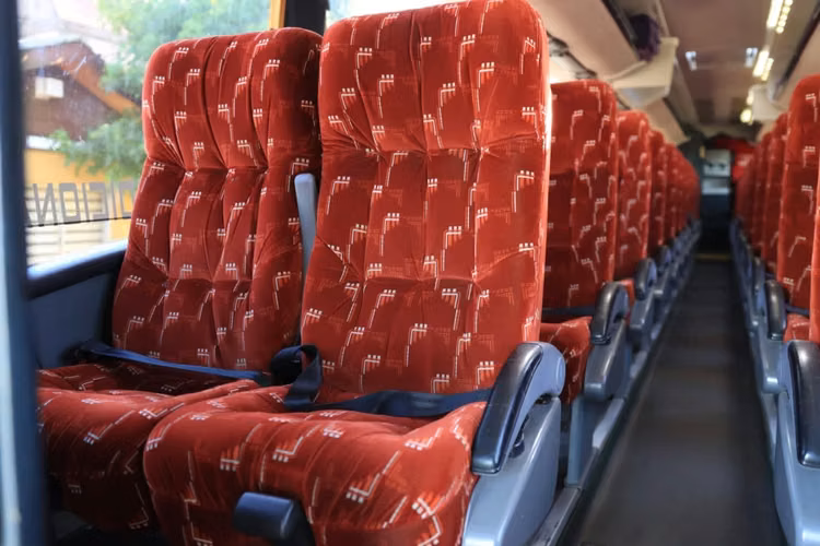 BUS MERCEDES BENZ IRIZAR O500-RSD 2012 FULL AC 46 PAX SEMICAMA