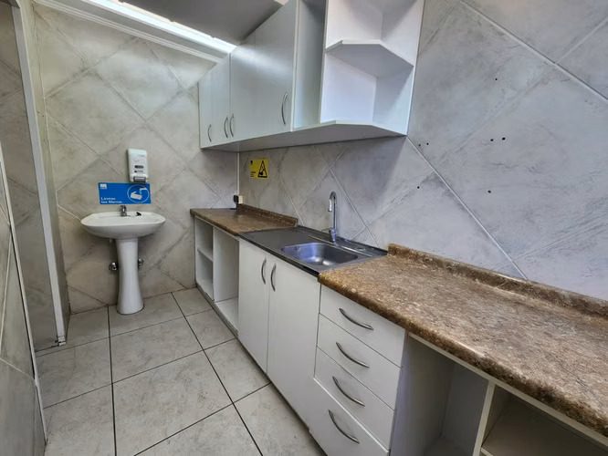 Arrienda local comercial . Rancagua