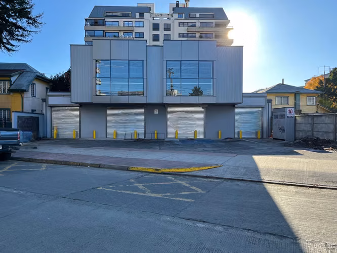 Local Comercial Frente a Clínica Alemana (169499) - Imagen 5