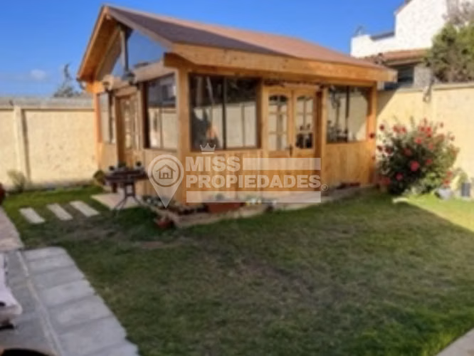 VENDE CASA - HERRADURA, REGIÓN DE COQUIMBO