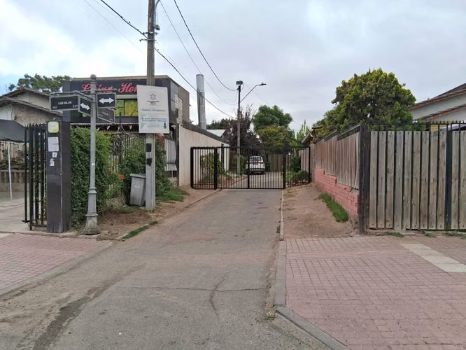 VENDO CASA 3D 1B 1E PJE. UBICACIÓN  CENTRAL (169532)