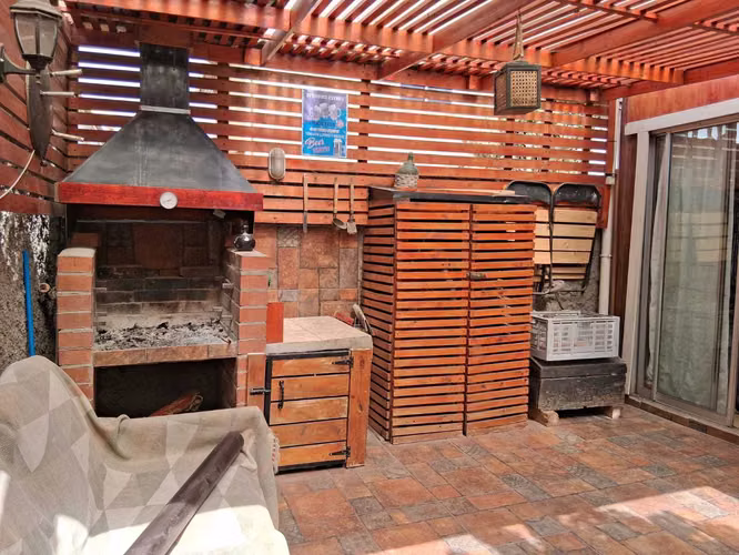 VENDO CASA 3D 1B 1E PJE. UBICACIÓN  CENTRAL (169532)