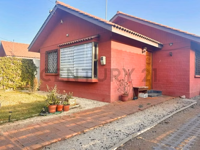 Casa en arriendo con compromiso de compra sector Colina El Pino - Imagen 1