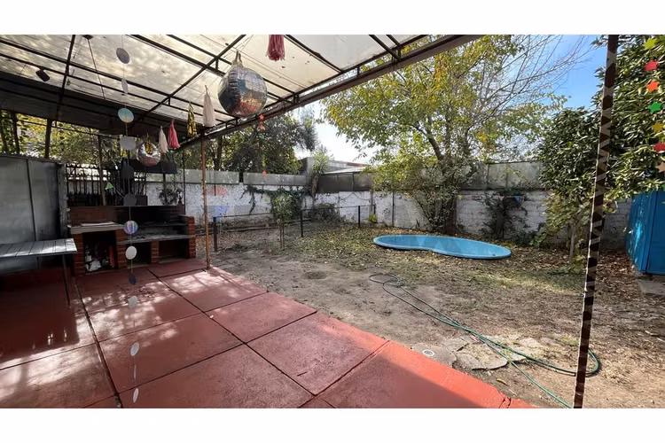 Amplia casa + dpto en macul: vivienda o negocio