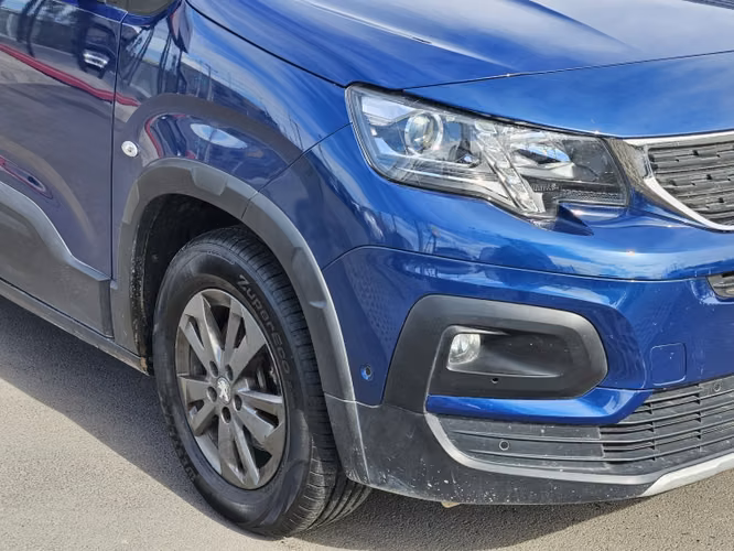 Peugeot Rifter Rifter Allure Bluehdi 1.5 Aut 2023 - Imagen 7