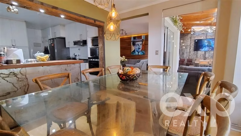Casa en arriendo de 4 dorm. en Peñalolén