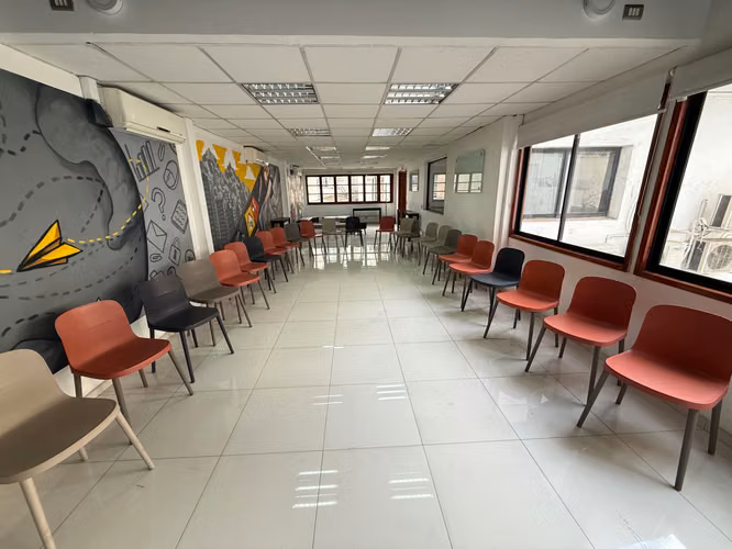 Edif.3pisos /Centro médico/Educación/Eventos (169547)