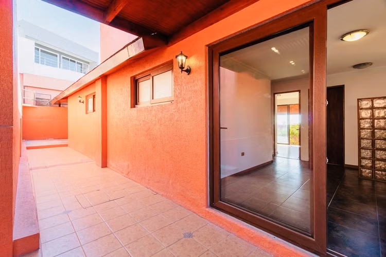VENDO CASA  EN JARDINES DEL SUR DE LA CIUDAD DE ANTOFAGASTA