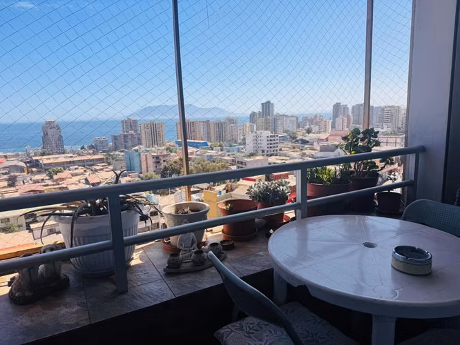 VENDO DEPARTAMENTO DUPLEX-LOFT EN LA AV. ARGENTINA DE LA CIUDAD DE ANTOFAGASTA.