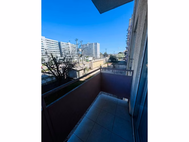 VENDO DEPARTAMENTO EN LA AVENIDA PACIFICO CON 4 ESQUINAS, CIUDAD DE LA SERENA