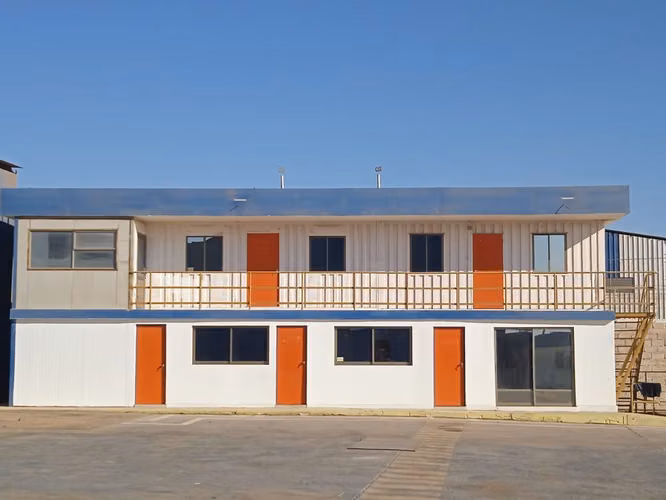 VENTA SITIO CON  GALPONES Y EQUIPAMIENTO EN EL BARRIO INDUSTRIAL LA NEGRA DE LA CIUDAD DE ANTOFAGASTA