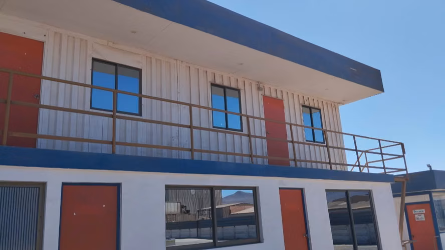 VENTA SITIO CON  GALPONES Y EQUIPAMIENTO EN EL BARRIO INDUSTRIAL LA NEGRA DE LA CIUDAD DE ANTOFAGASTA
