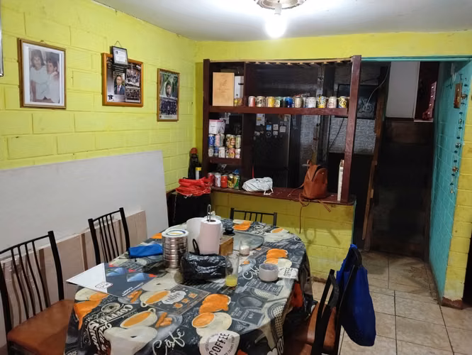 Se vende casa en la parte alta
