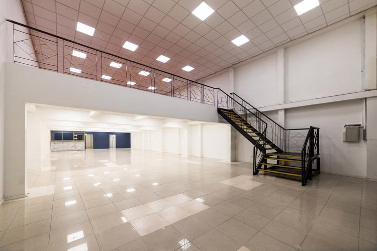 LOCAL EN ARRIENDO EN CENTRO DE TALCA