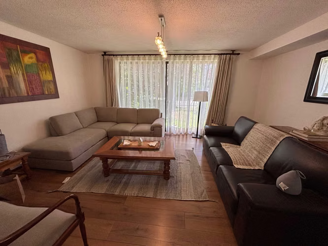 Casa Amplia con Jardín // Vitacura (169565) - Imagen 3