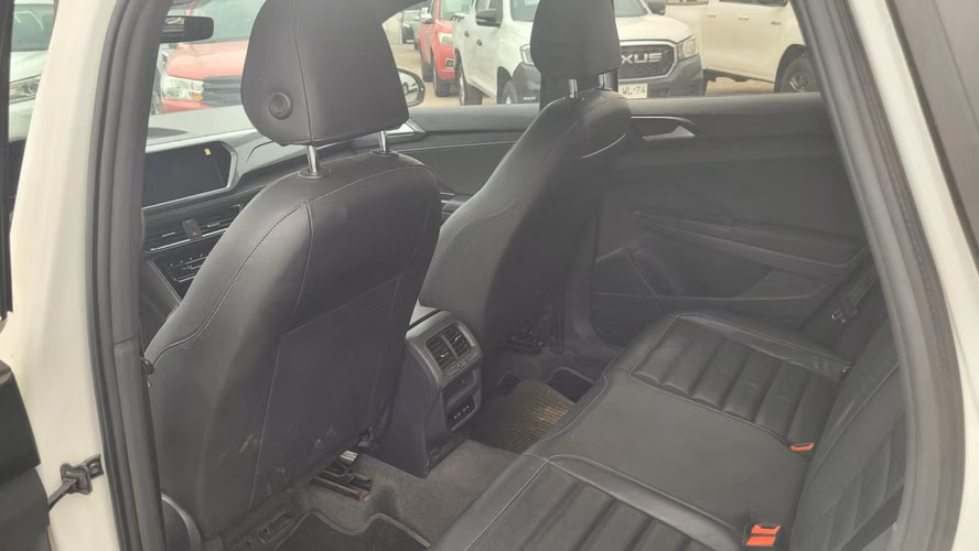 Volkswagen TAOS TSI 4X2 1.4 FULL AUT. 1.4 • 4x2 • Automática • 2024