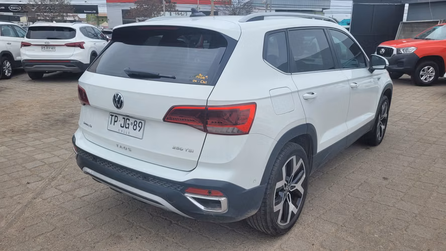 Volkswagen TAOS TSI 4X2 1.4 FULL AUT. 1.4 • 4x2 • Automática • 2024