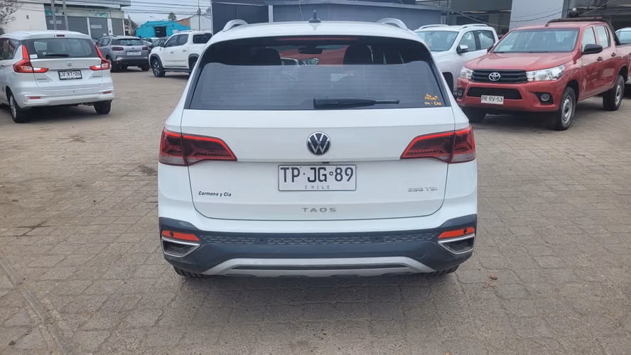 Volkswagen TAOS TSI 4X2 1.4 FULL AUT. 1.4 • 4x2 • Automática • 2024
