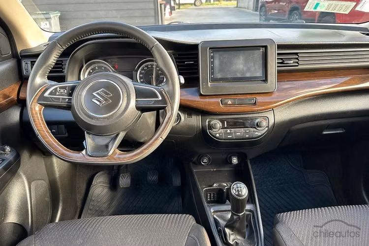 Suzuki Ertiga 1.5 GLX Plus