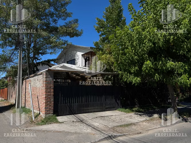 CASA EN VENTA MOLINA, PASOS DE ESTADIO MUNICIPAL
