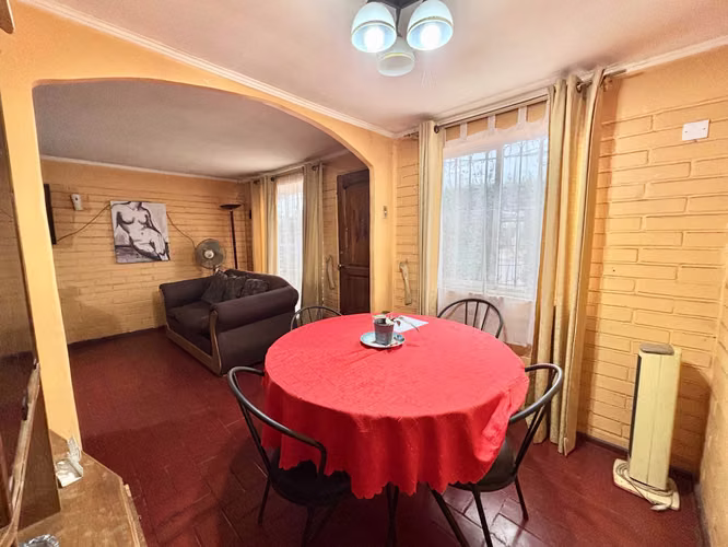 Casa cercana metro Elisa Correa $ (169603)
