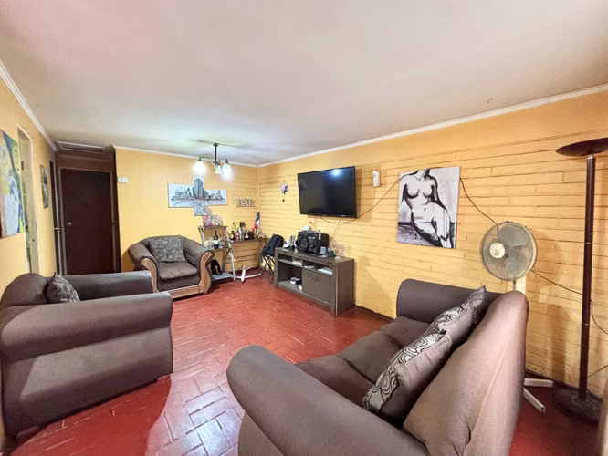 Casa cercana metro Elisa Correa $ (169603)