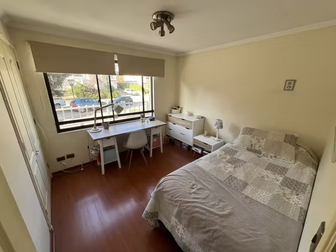 CASA CON LA MEJOR UBICACION DE SAN CARLOS DE APOQUINDO - Imagen 17