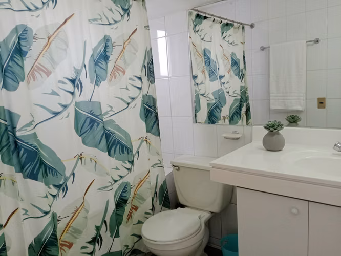Espacios para compartir: gran casa con hermoso jardín - Imagen 12