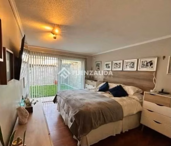 Casa en venta de 4 dorm. en Peñalolén