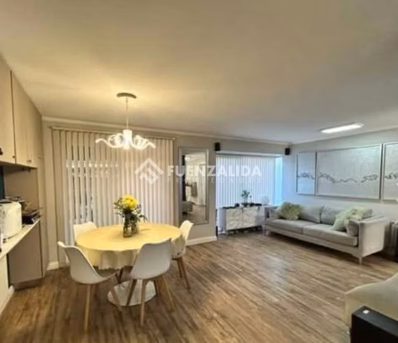 Casa en venta de 4 dorm. en Peñalolén