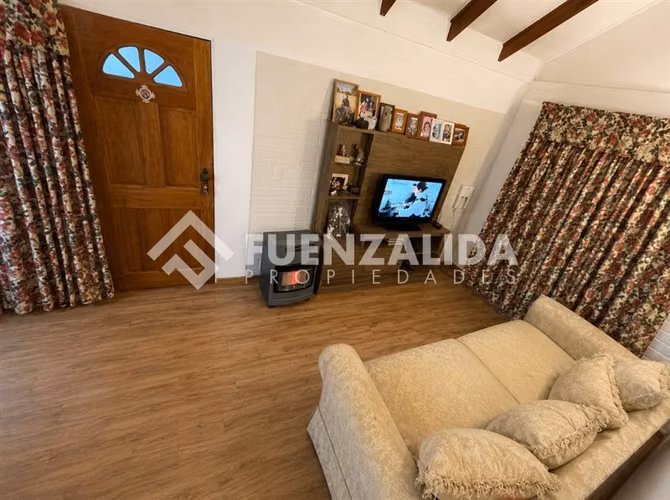 Casa en venta de 3 dorm. en Pudahuel