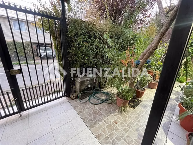 Casa en venta de 3 dorm. en Pudahuel