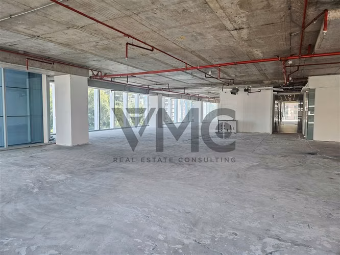 Oficina en arriendo en Las Condes / Manquehue
